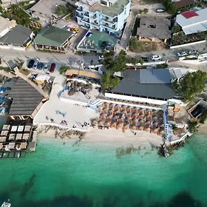 Esmerald 3*, Ksamil Albanië