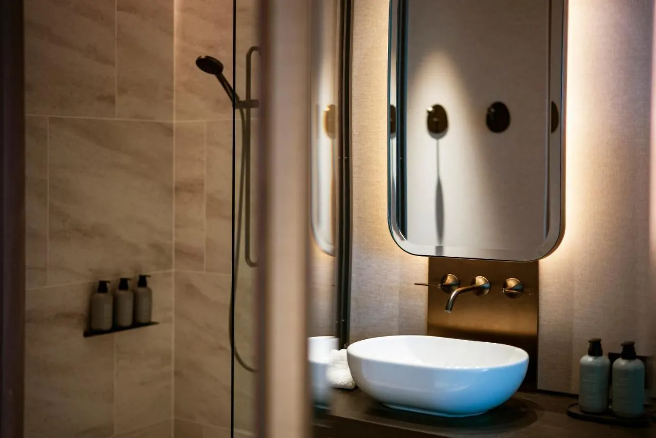 Hotel Toranomon Hills, The Unbound Collection By Hyatt Tokyo 5*,  Japan